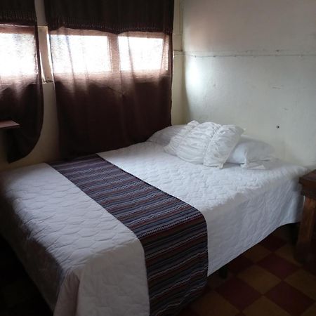 Hotel Acatenango Inn Антигуа-Гватемала Экстерьер фото
