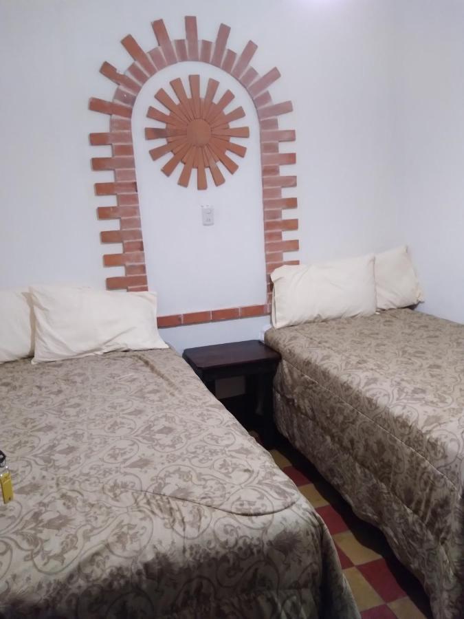 Hotel Acatenango Inn Антигуа-Гватемала Экстерьер фото