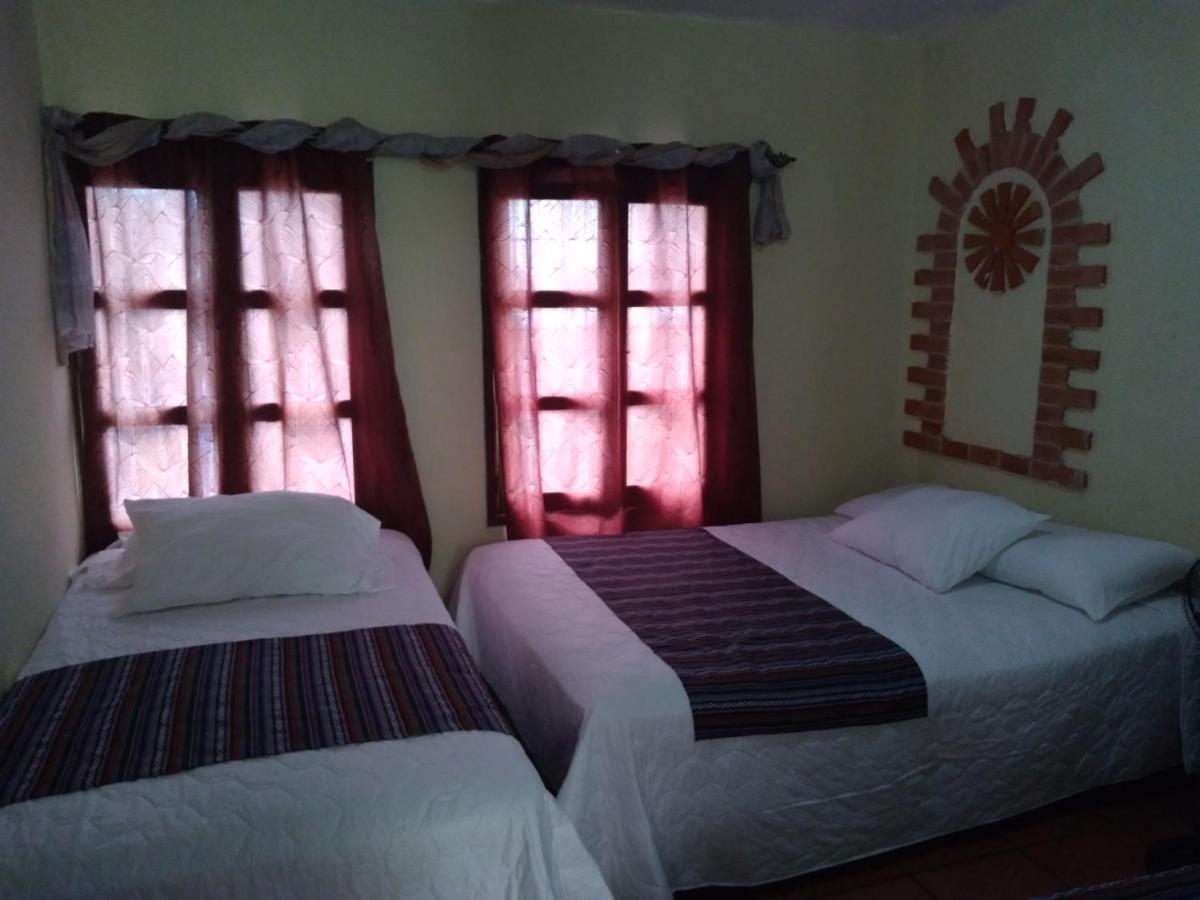 Hotel Acatenango Inn Антигуа-Гватемала Экстерьер фото