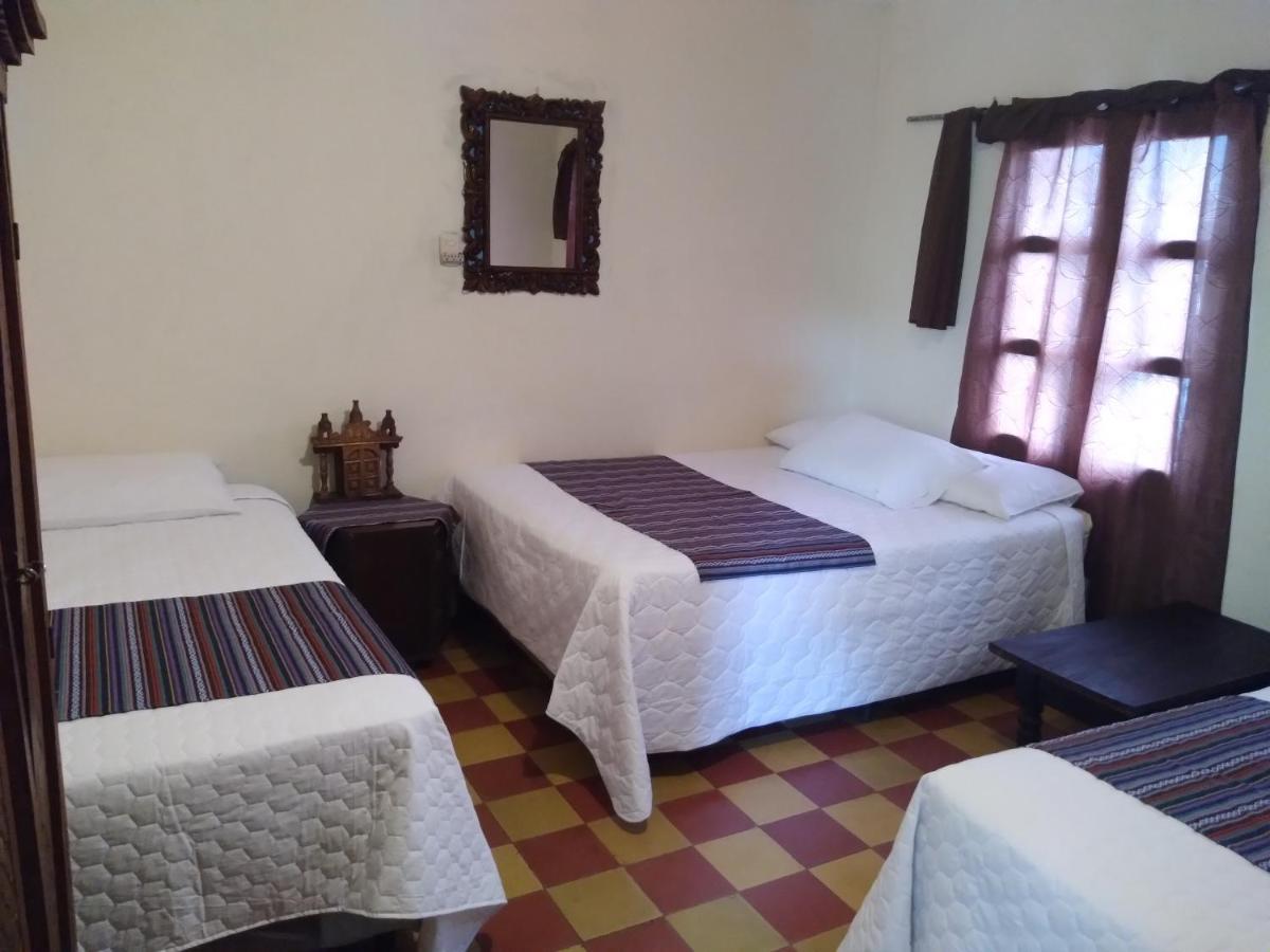 Hotel Acatenango Inn Антигуа-Гватемала Экстерьер фото