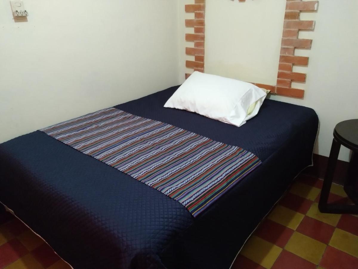 Hotel Acatenango Inn Антигуа-Гватемала Экстерьер фото