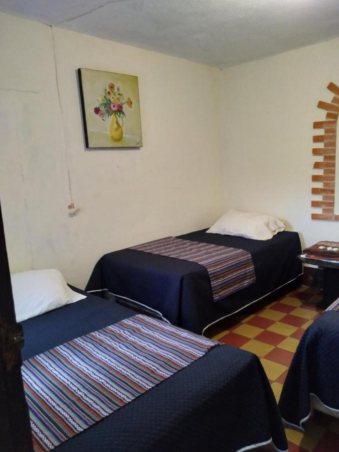 Hotel Acatenango Inn Антигуа-Гватемала Экстерьер фото