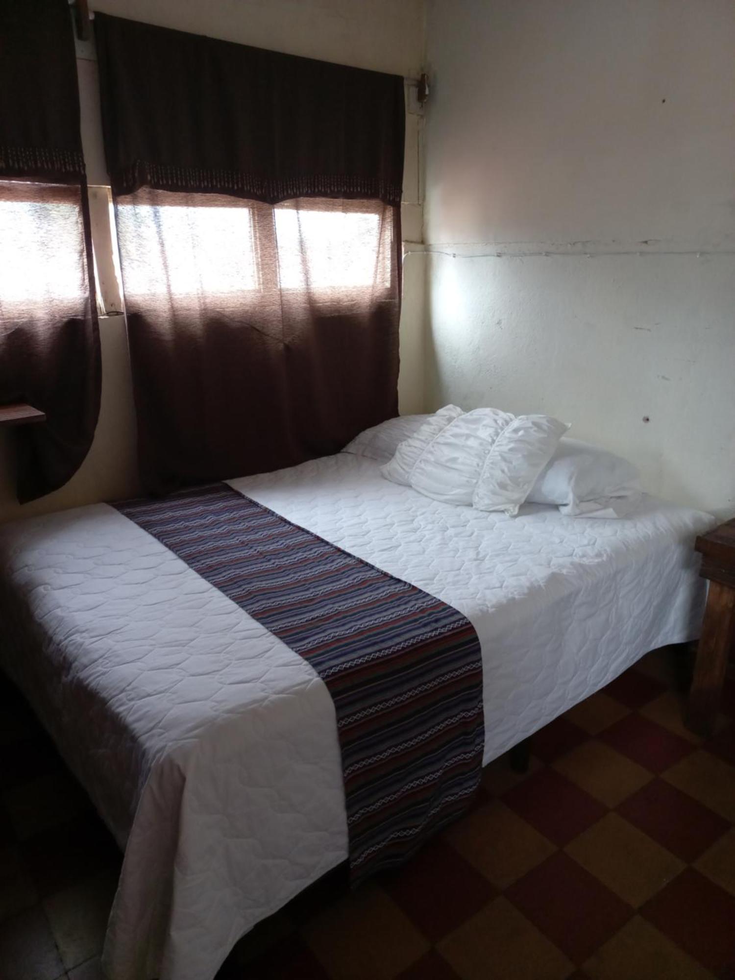 Hotel Acatenango Inn Антигуа-Гватемала Экстерьер фото